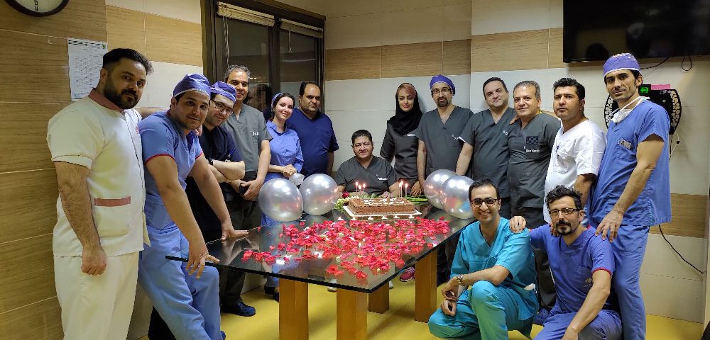 تولد دکتر گیو شریفی در بیمارستان